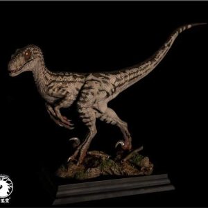 W-Dragon Dinosaur Jurassic Park 3 Deinonychus Female Velociraptor 1/8 scale statue
