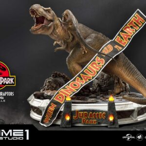Prime 1 Studio Jurassic Park (Film)  T-Rex vs Velociraptors in the Rotunda