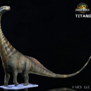 Dino Dream Jurassic World Rebirth Titanosaurus 1/30 scale statue